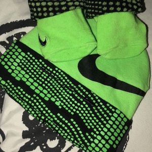 0-6 Months Nike Beanie & Socks
